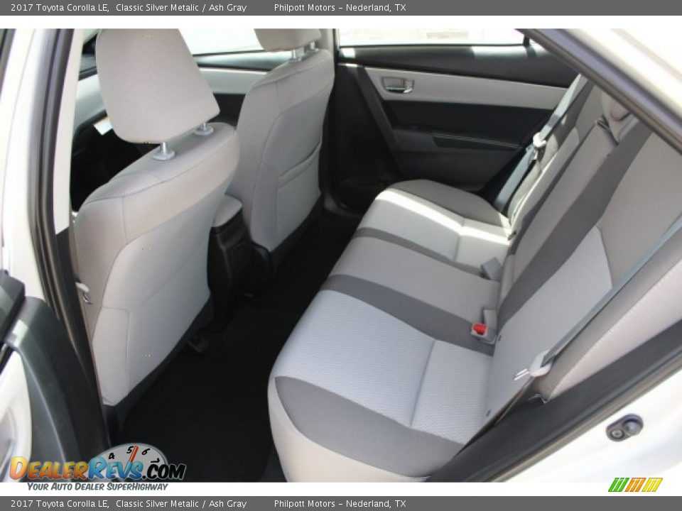 2017 Toyota Corolla LE Classic Silver Metalic / Ash Gray Photo #18