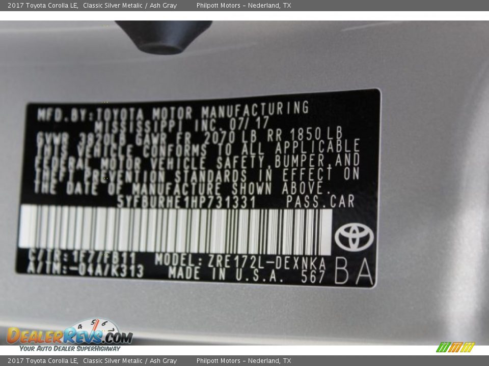 2017 Toyota Corolla LE Classic Silver Metalic / Ash Gray Photo #24