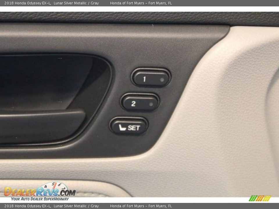 2018 Honda Odyssey EX-L Lunar Silver Metallic / Gray Photo #10