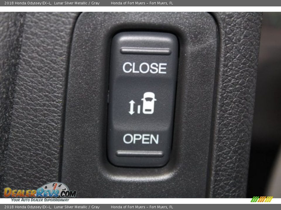 2018 Honda Odyssey EX-L Lunar Silver Metallic / Gray Photo #31