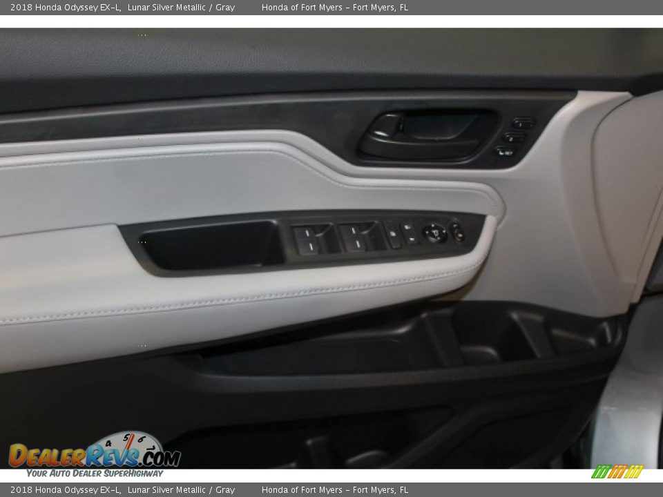 2018 Honda Odyssey EX-L Lunar Silver Metallic / Gray Photo #9