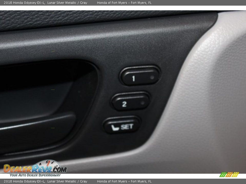 2018 Honda Odyssey EX-L Lunar Silver Metallic / Gray Photo #10