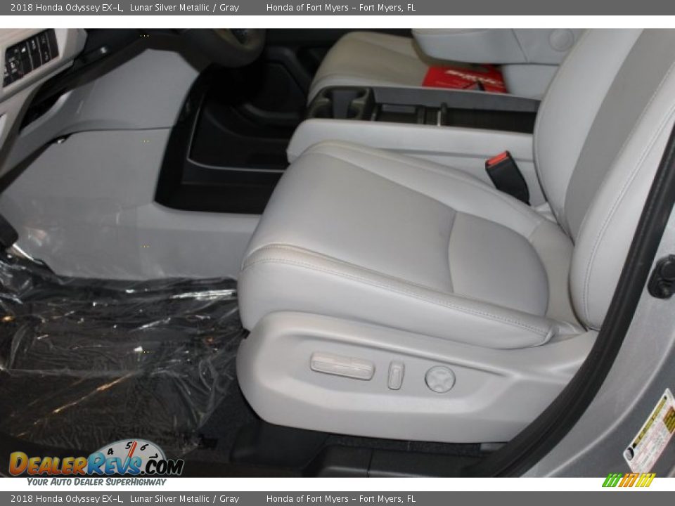 2018 Honda Odyssey EX-L Lunar Silver Metallic / Gray Photo #12