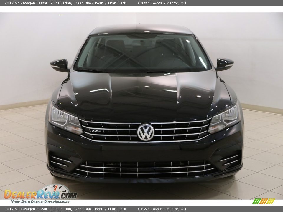 2017 Volkswagen Passat R-Line Sedan Deep Black Pearl / Titan Black Photo #2