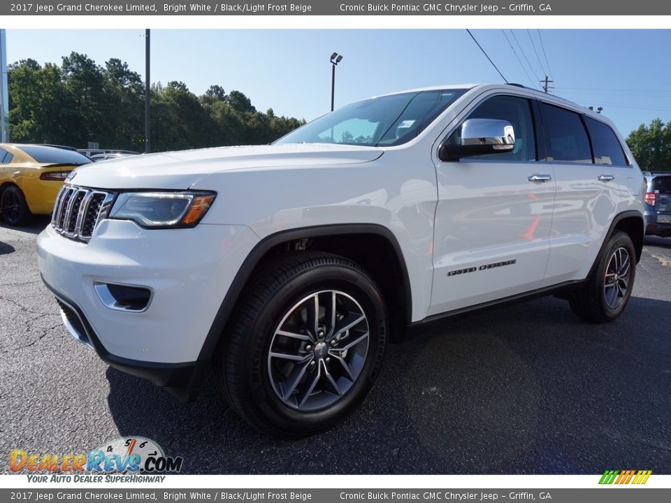 2017 Jeep Grand Cherokee Limited Bright White / Black/Light Frost Beige Photo #3