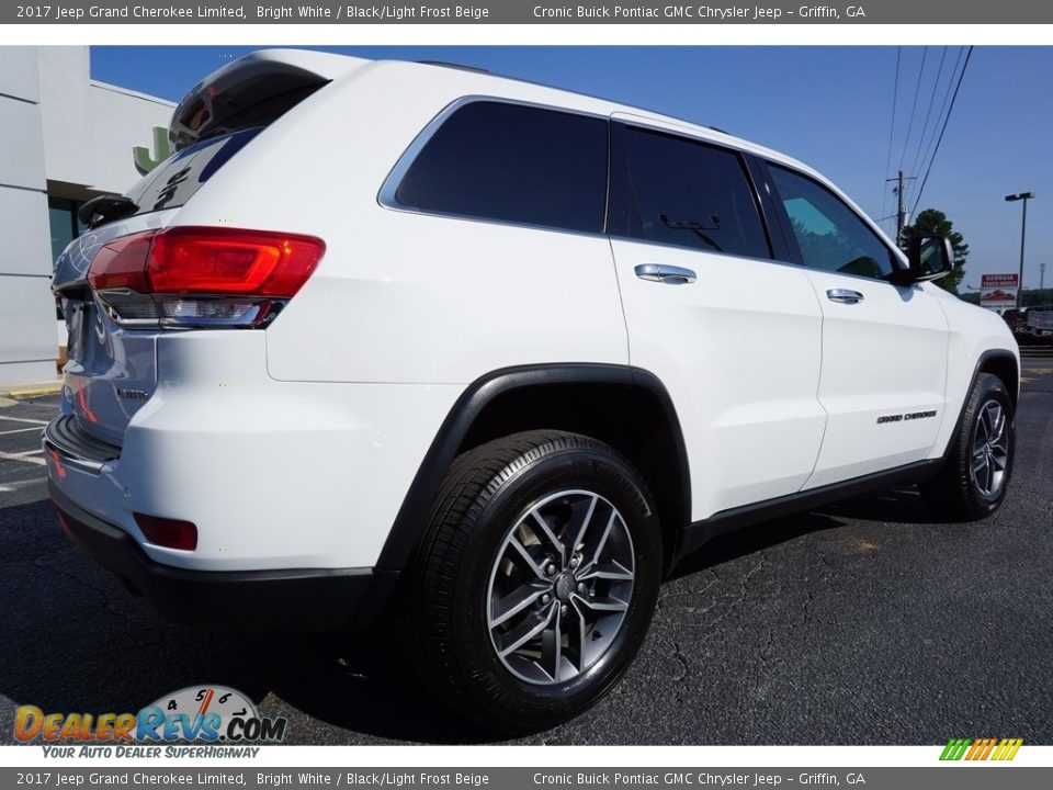 2017 Jeep Grand Cherokee Limited Bright White / Black/Light Frost Beige Photo #7