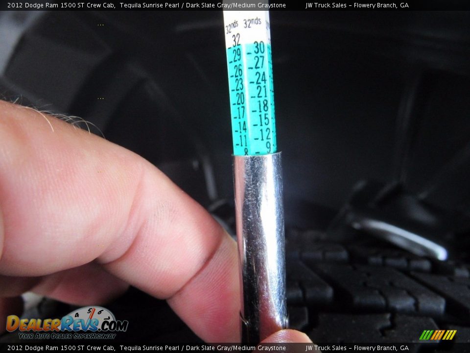 2012 Dodge Ram 1500 ST Crew Cab Tequila Sunrise Pearl / Dark Slate Gray/Medium Graystone Photo #30