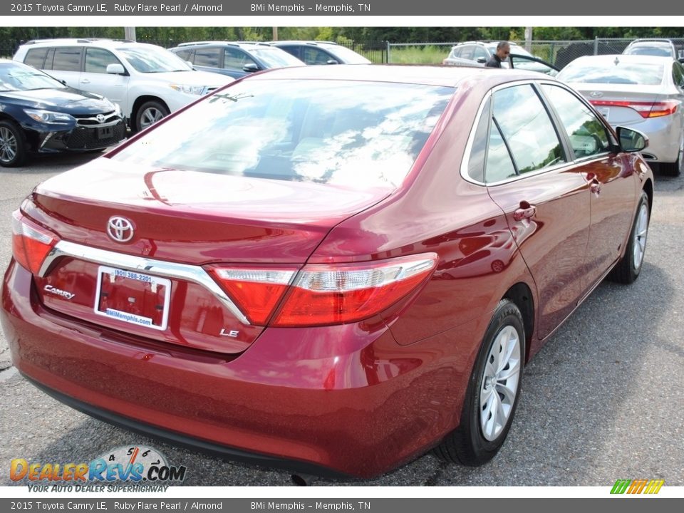 2015 Toyota Camry LE Ruby Flare Pearl / Almond Photo #5