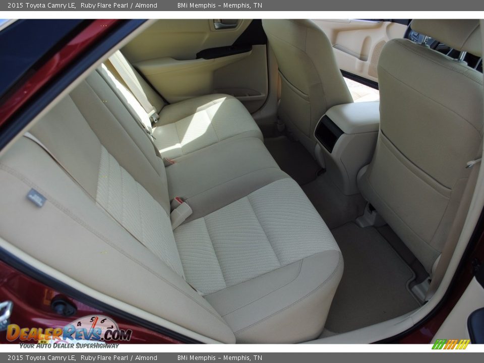 2015 Toyota Camry LE Ruby Flare Pearl / Almond Photo #24
