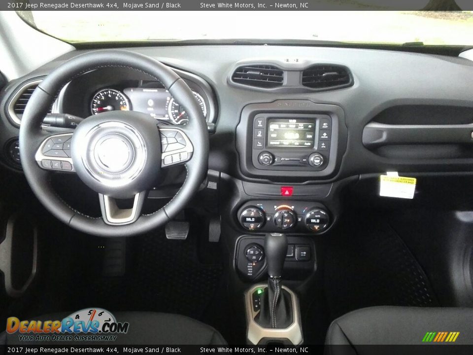 2017 Jeep Renegade Deserthawk 4x4 Mojave Sand / Black Photo #16