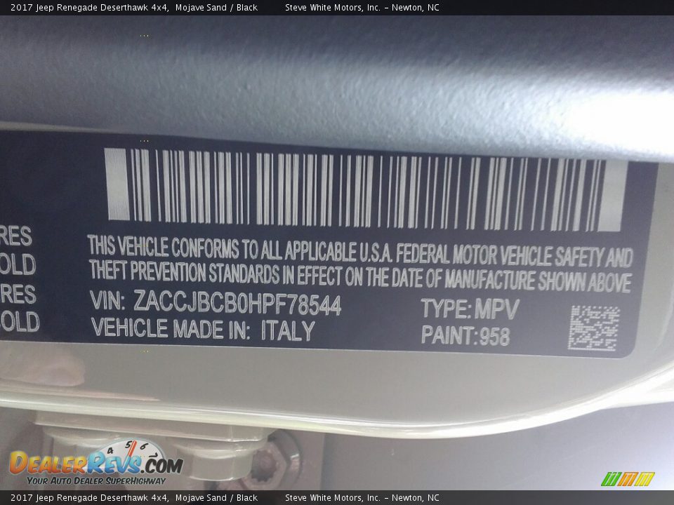 2017 Jeep Renegade Deserthawk 4x4 Mojave Sand / Black Photo #31
