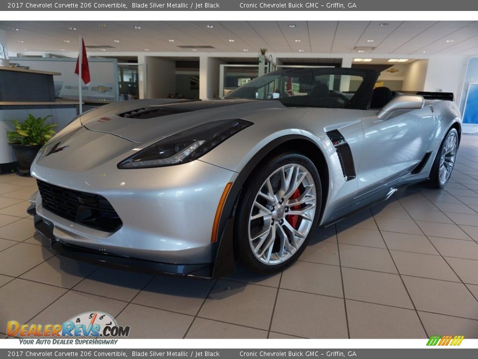 Front 3/4 View of 2017 Chevrolet Corvette Z06 Convertible Photo #3