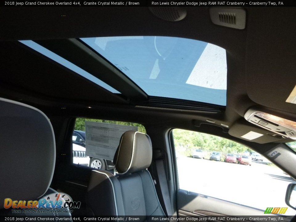 2018 Jeep Grand Cherokee Overland 4x4 Granite Crystal Metallic / Brown Photo #12