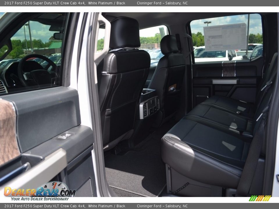 2017 Ford F250 Super Duty XLT Crew Cab 4x4 White Platinum / Black Photo #10