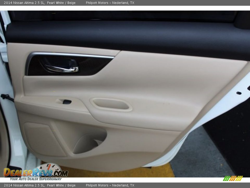 2014 Nissan Altima 2.5 SL Pearl White / Beige Photo #28