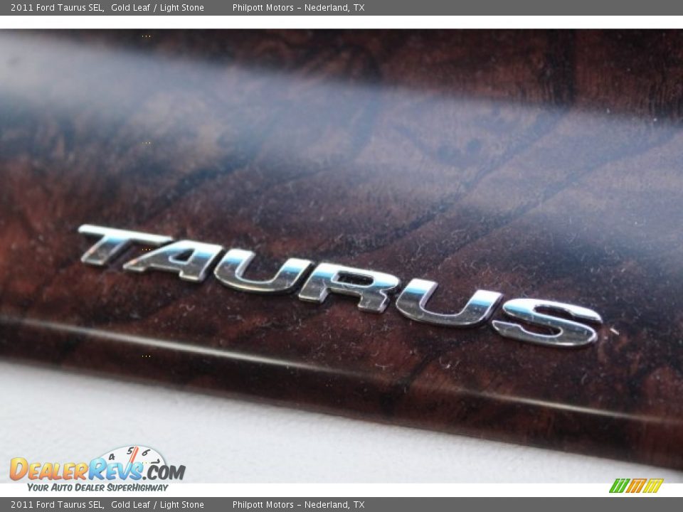 2011 Ford Taurus SEL Gold Leaf / Light Stone Photo #36