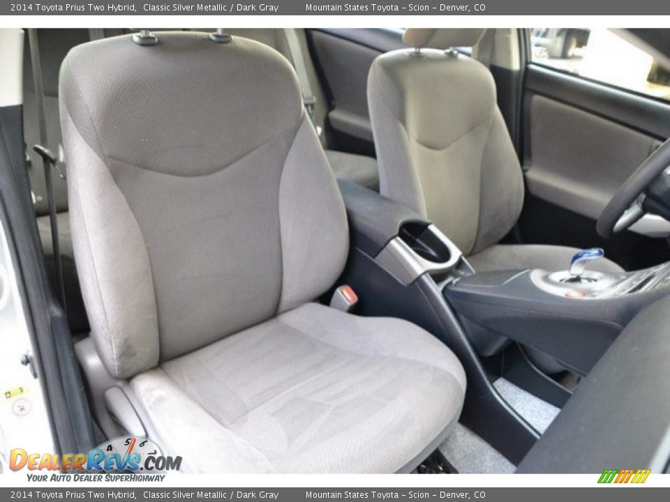 2014 Toyota Prius Two Hybrid Classic Silver Metallic / Dark Gray Photo #18