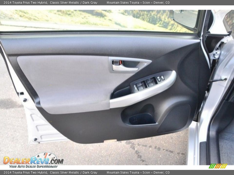 2014 Toyota Prius Two Hybrid Classic Silver Metallic / Dark Gray Photo #24