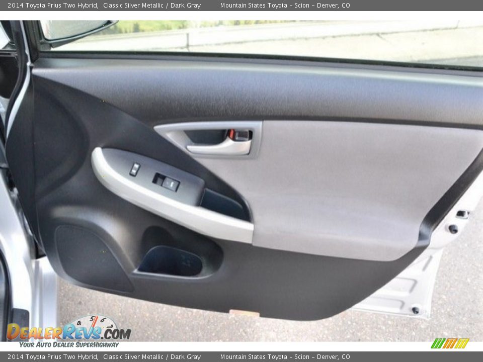 2014 Toyota Prius Two Hybrid Classic Silver Metallic / Dark Gray Photo #25