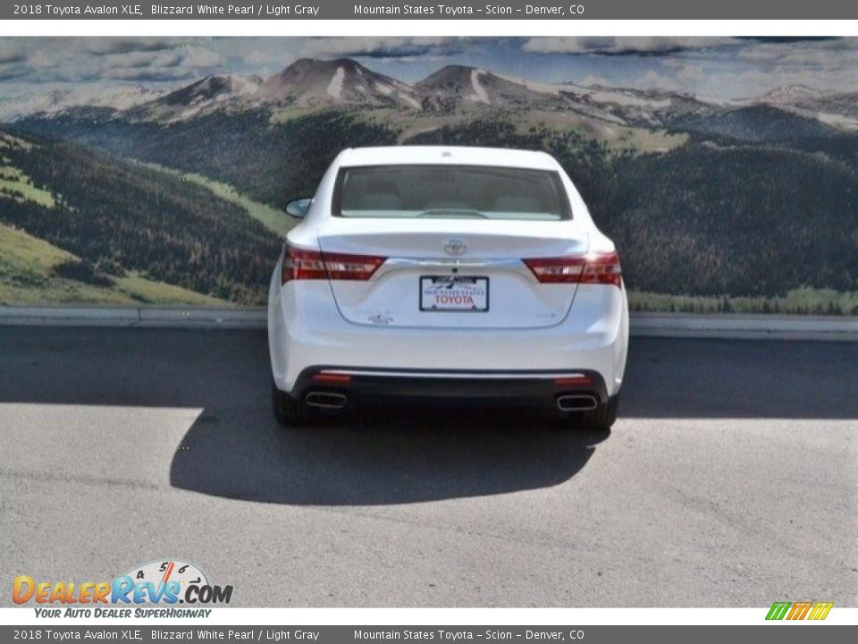2018 Toyota Avalon XLE Blizzard White Pearl / Light Gray Photo #3