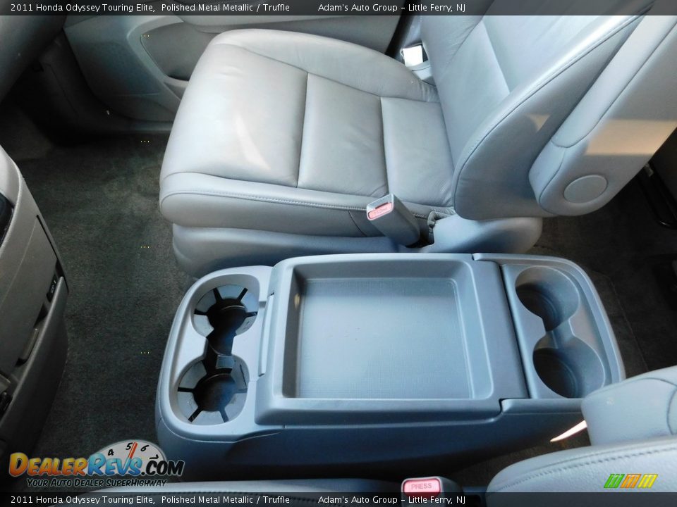 2011 Honda Odyssey Touring Elite Polished Metal Metallic / Truffle Photo #28
