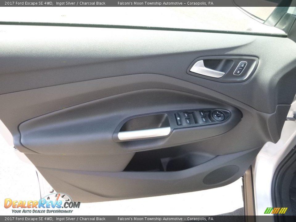 2017 Ford Escape SE 4WD Ingot Silver / Charcoal Black Photo #10