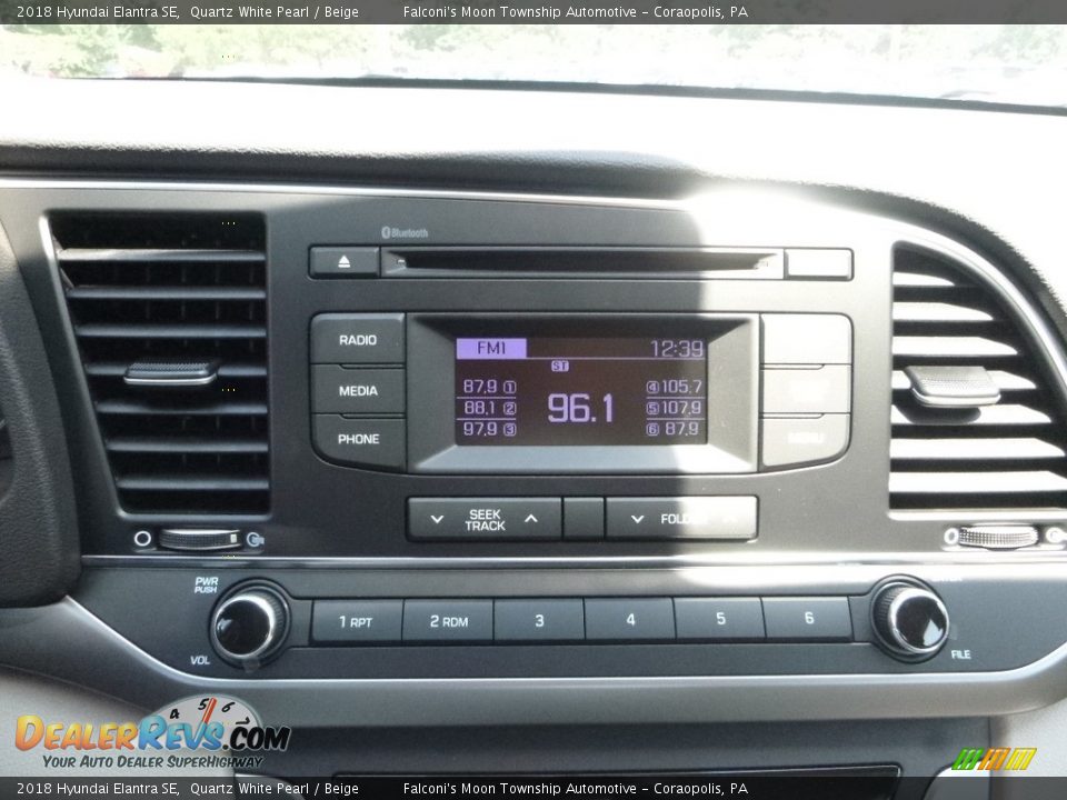 2018 Hyundai Elantra SE Quartz White Pearl / Beige Photo #14