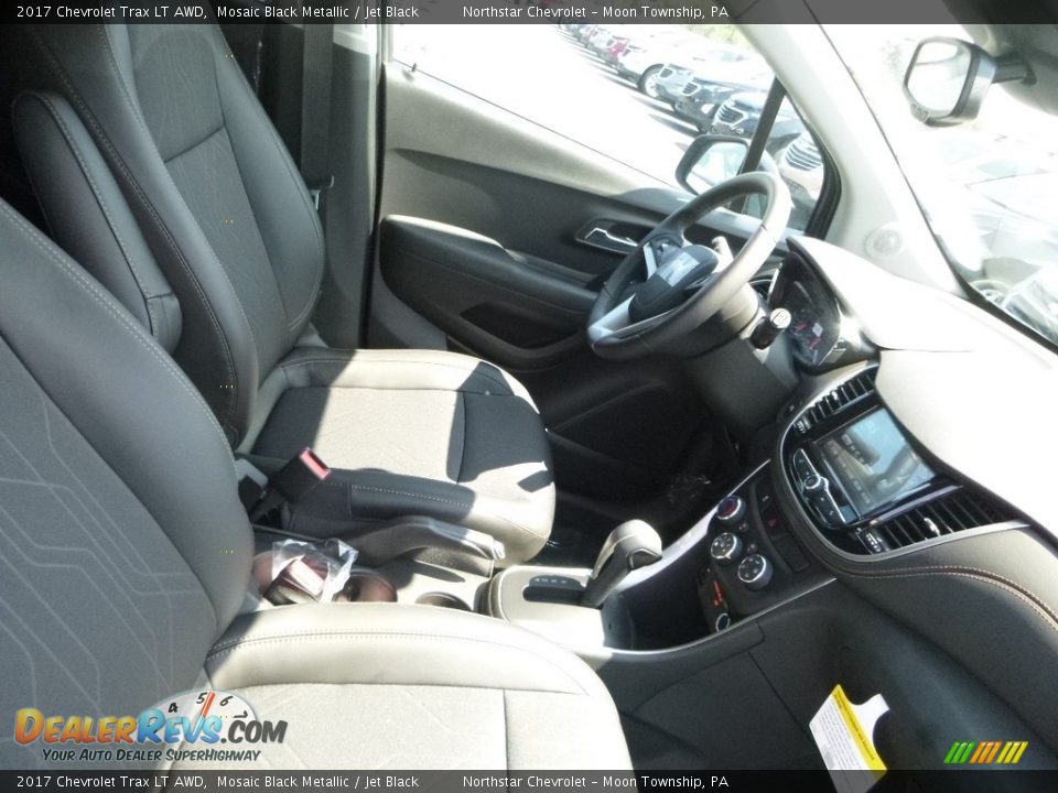 2017 Chevrolet Trax LT AWD Mosaic Black Metallic / Jet Black Photo #10