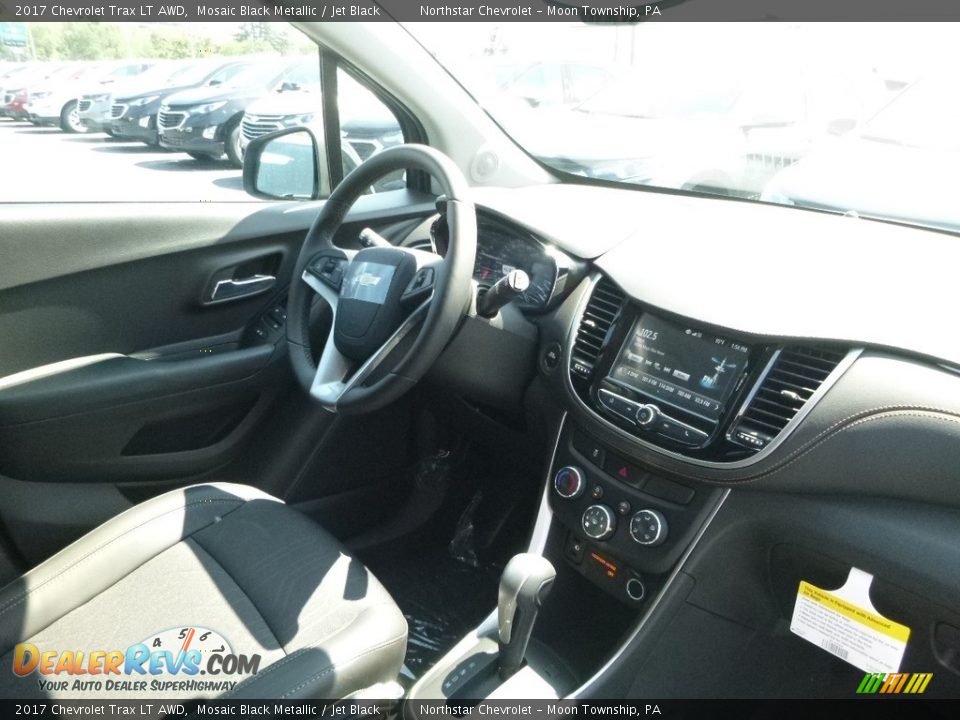 2017 Chevrolet Trax LT AWD Mosaic Black Metallic / Jet Black Photo #11