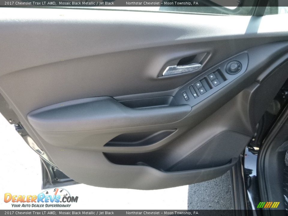 2017 Chevrolet Trax LT AWD Mosaic Black Metallic / Jet Black Photo #15