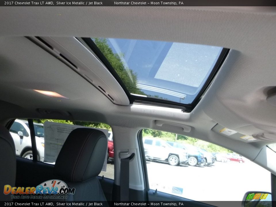 2017 Chevrolet Trax LT AWD Silver Ice Metallic / Jet Black Photo #12
