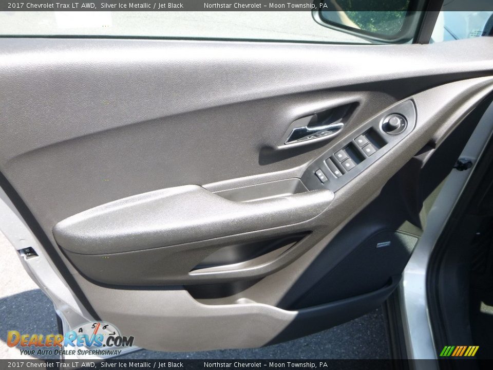 2017 Chevrolet Trax LT AWD Silver Ice Metallic / Jet Black Photo #15
