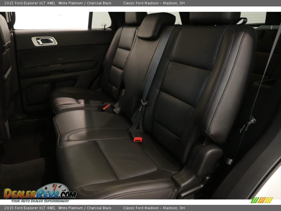2015 Ford Explorer XLT 4WD White Platinum / Charcoal Black Photo #17