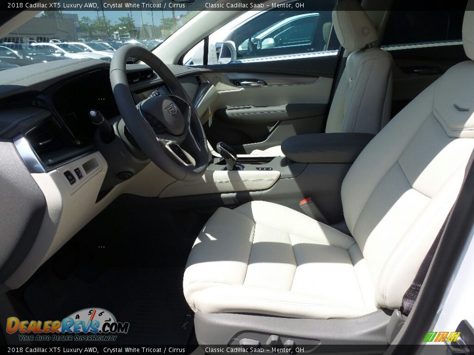 2018 Cadillac XT5 Luxury AWD Crystal White Tricoat / Cirrus Photo #3