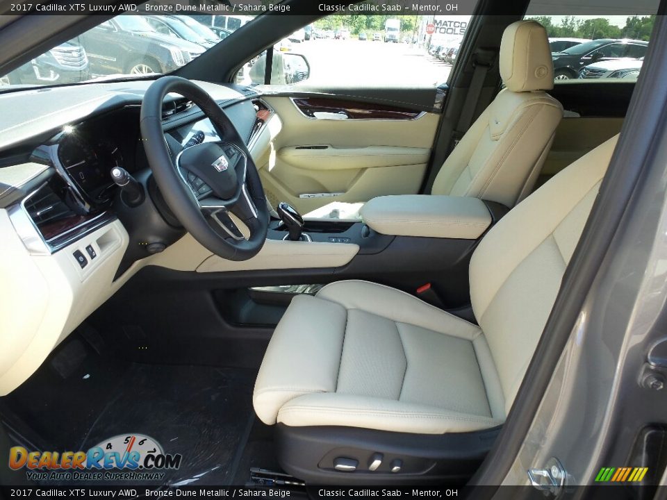 2017 Cadillac XT5 Luxury AWD Bronze Dune Metallic / Sahara Beige Photo #3