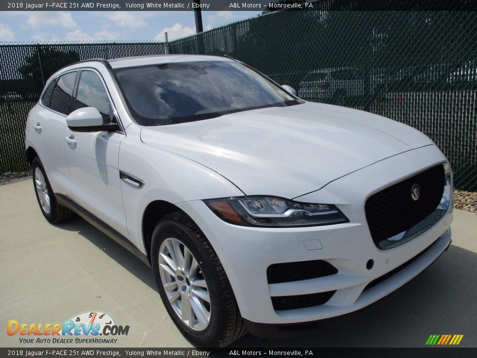 2018 Jaguar F-PACE 25t AWD Prestige Yulong White Metallic / Ebony Photo #6