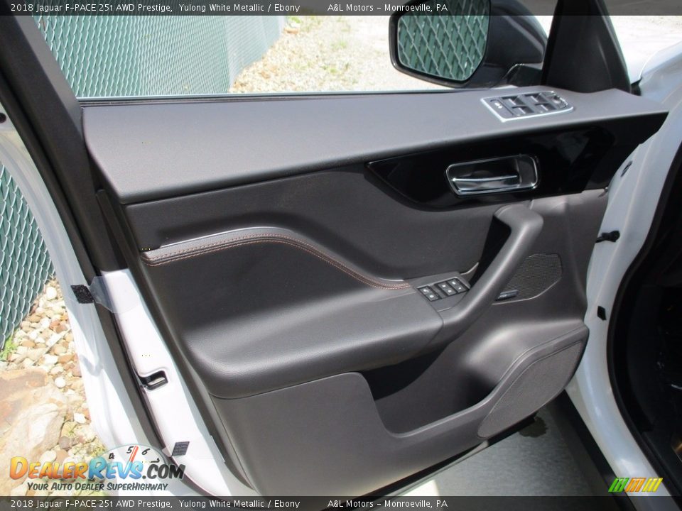2018 Jaguar F-PACE 25t AWD Prestige Yulong White Metallic / Ebony Photo #9