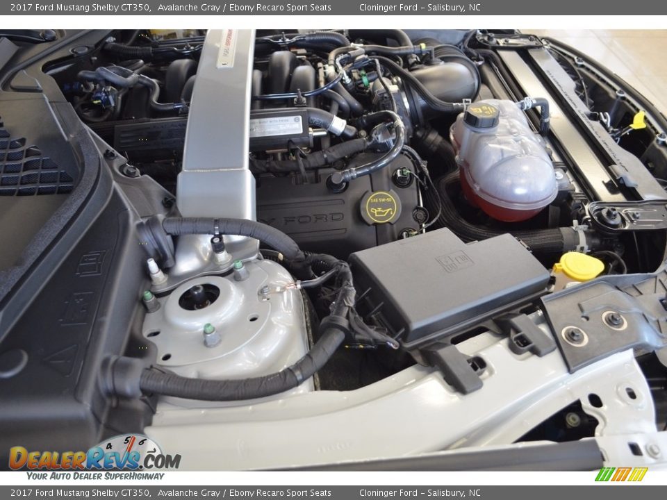 2017 Ford Mustang Shelby GT350 5.2 Liter DOHC 32-Valve Ti-VCT Flat Plane Crank V8 Engine Photo #6