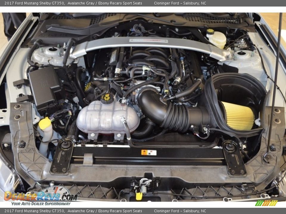 2017 Ford Mustang Shelby GT350 5.2 Liter DOHC 32-Valve Ti-VCT Flat Plane Crank V8 Engine Photo #8