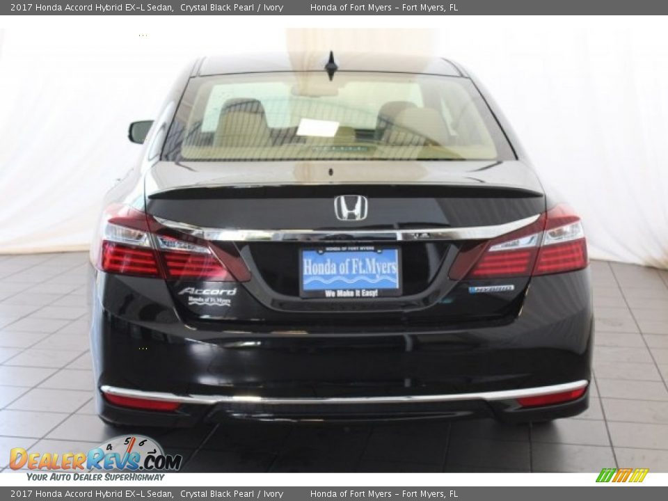 2017 Honda Accord Hybrid EX-L Sedan Crystal Black Pearl / Ivory Photo #7