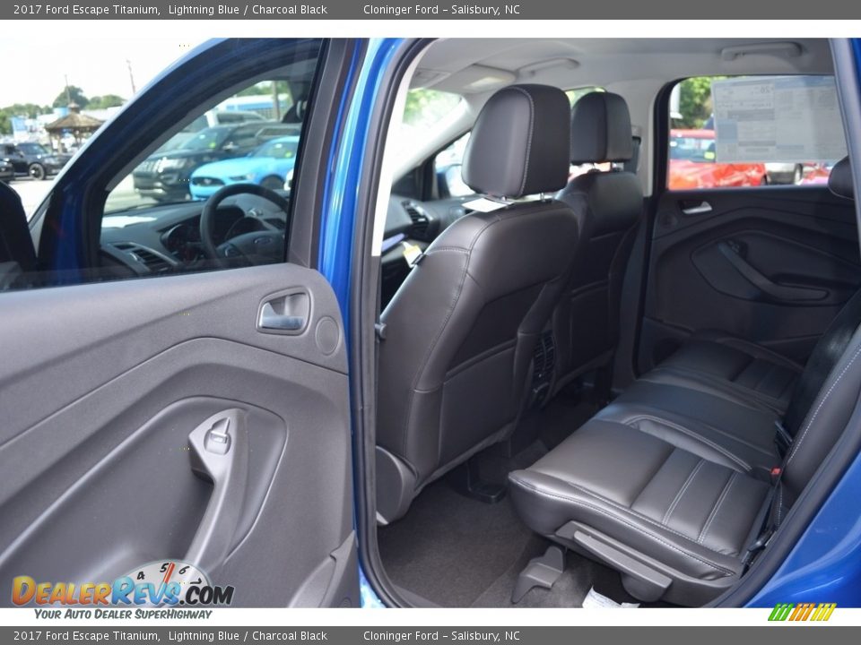 2017 Ford Escape Titanium Lightning Blue / Charcoal Black Photo #8