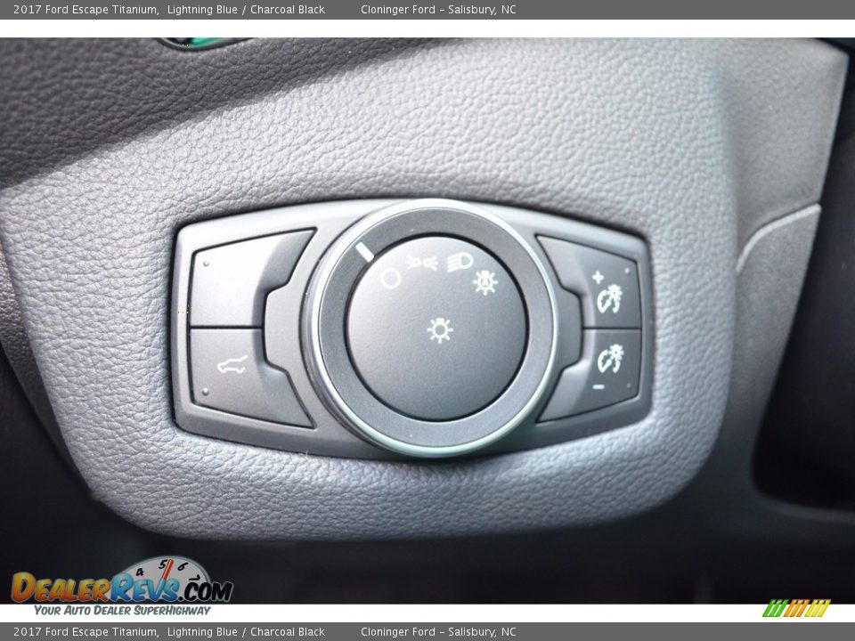 2017 Ford Escape Titanium Lightning Blue / Charcoal Black Photo #19