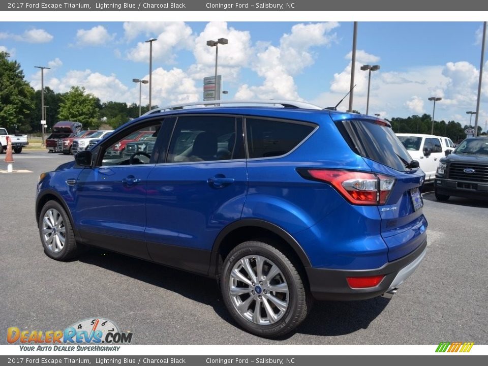 2017 Ford Escape Titanium Lightning Blue / Charcoal Black Photo #22