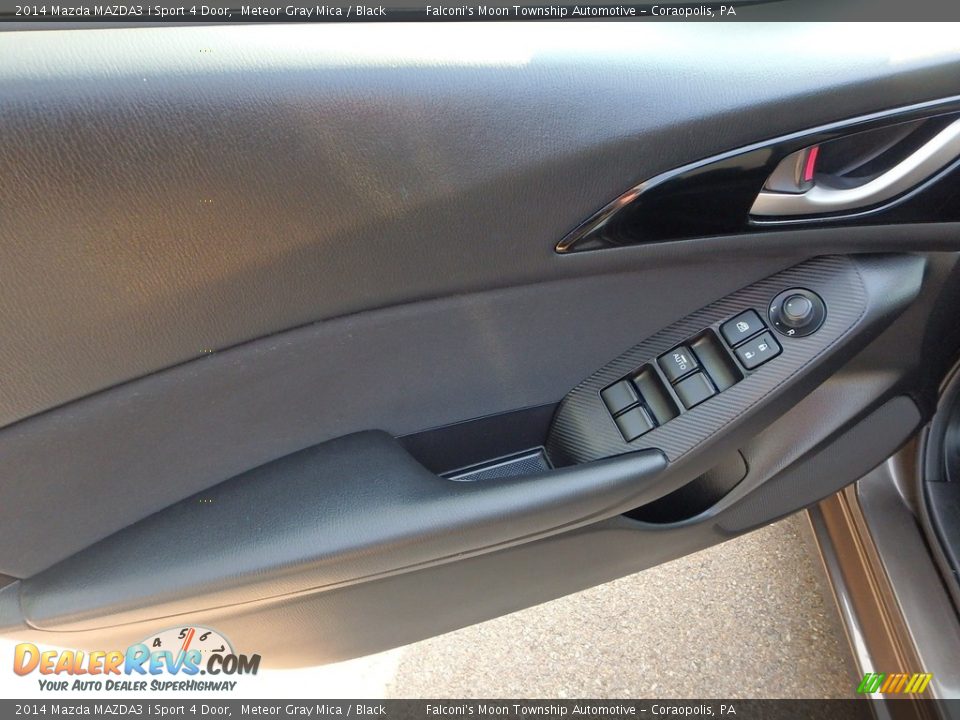 2014 Mazda MAZDA3 i Sport 4 Door Meteor Gray Mica / Black Photo #19