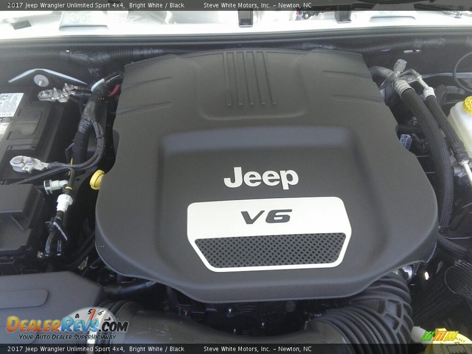 2017 Jeep Wrangler Unlimited Sport 4x4 Bright White / Black Photo #25