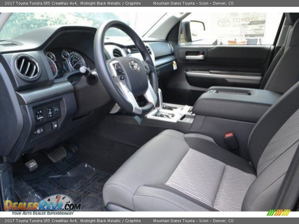 2017 Toyota Tundra SR5 CrewMax 4x4 Midnight Black Metallic / Graphite Photo #5