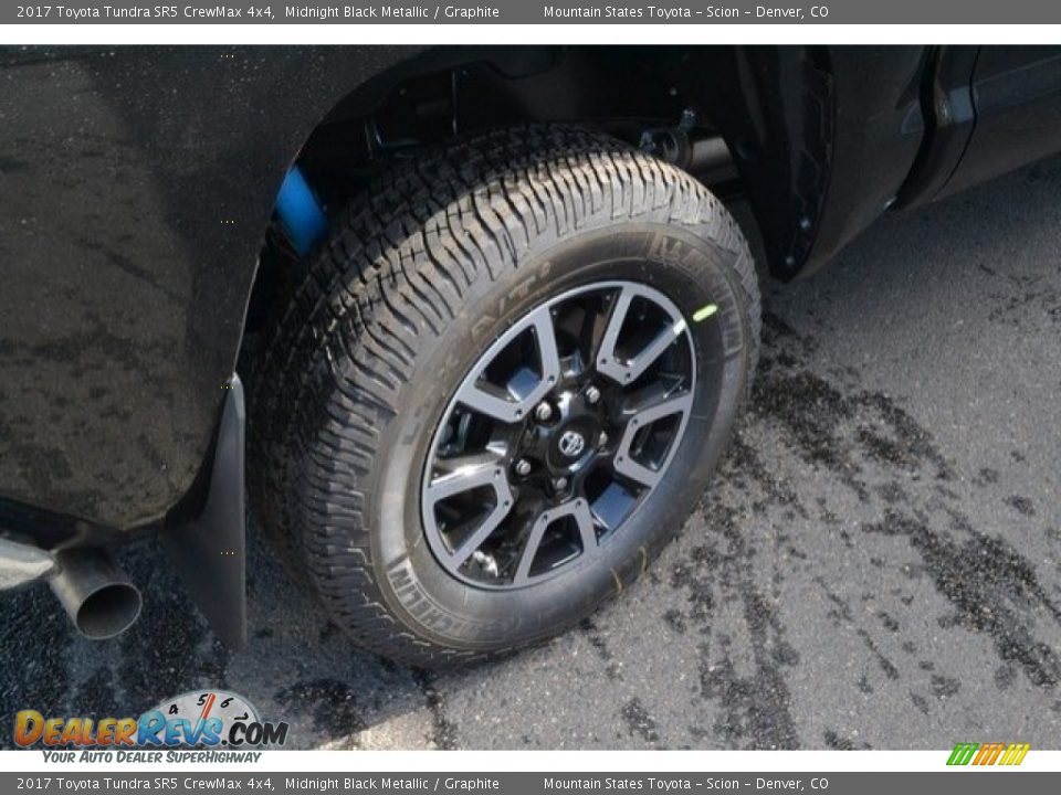 2017 Toyota Tundra SR5 CrewMax 4x4 Midnight Black Metallic / Graphite Photo #9