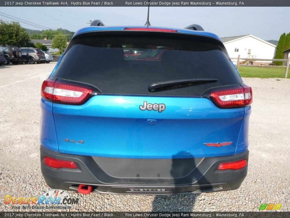 2017 Jeep Cherokee Trailhawk 4x4 Hydro Blue Pearl / Black Photo #4