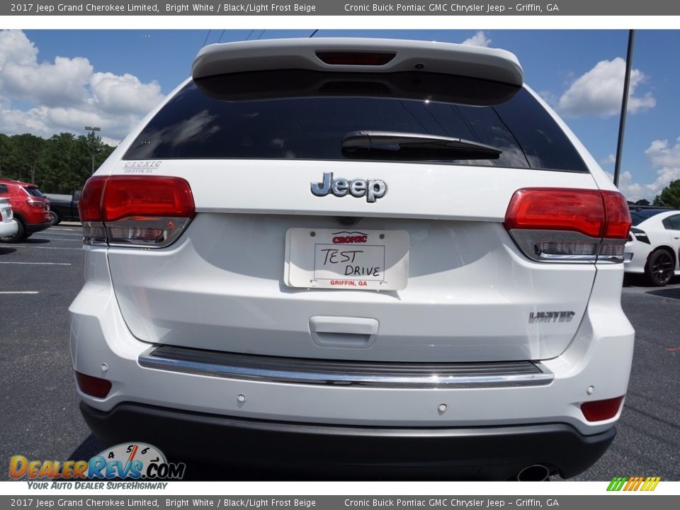 2017 Jeep Grand Cherokee Limited Bright White / Black/Light Frost Beige Photo #6