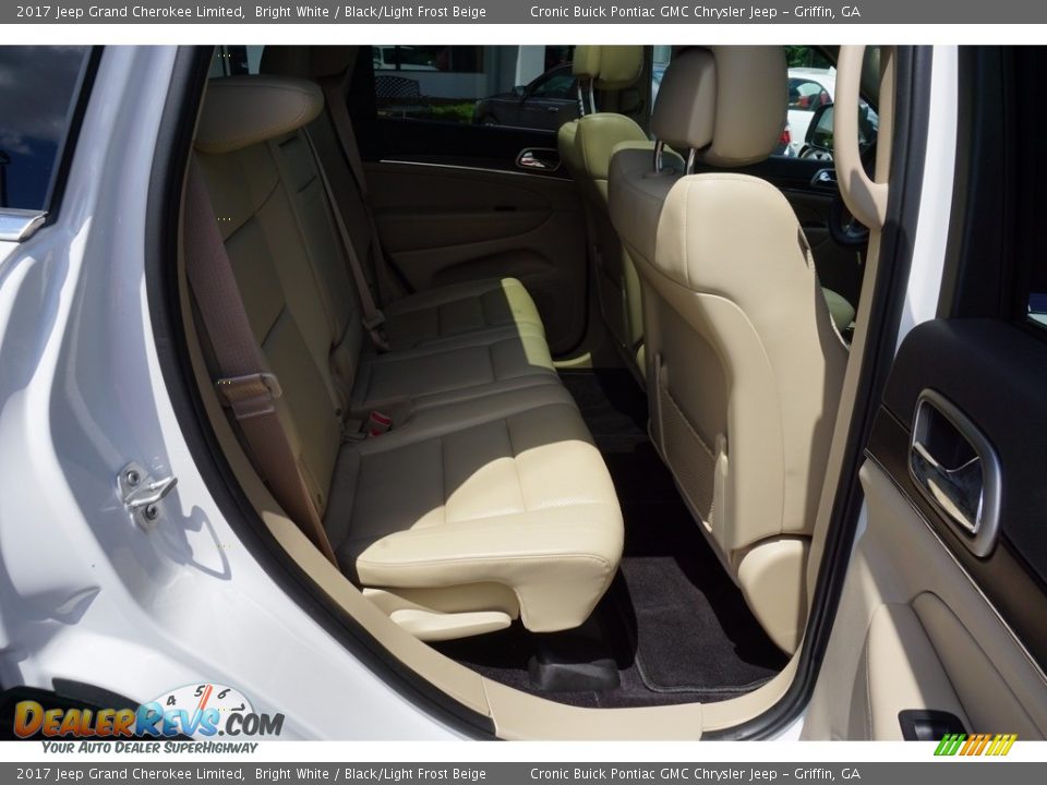 2017 Jeep Grand Cherokee Limited Bright White / Black/Light Frost Beige Photo #17